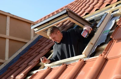Pose de fenêtres de toit Velux à Sarras